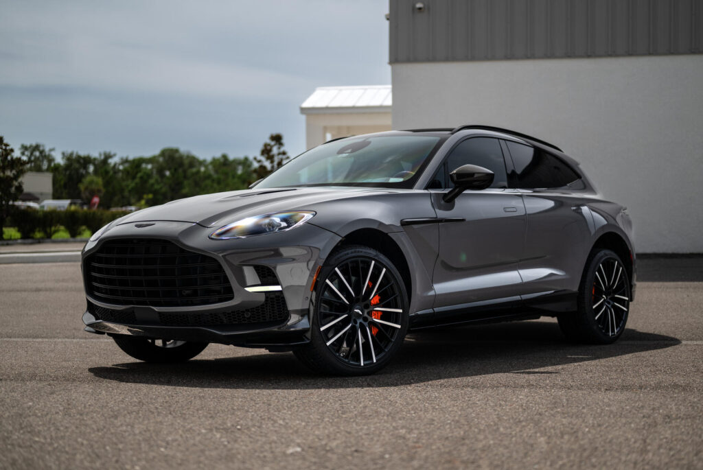 Car detailing shine